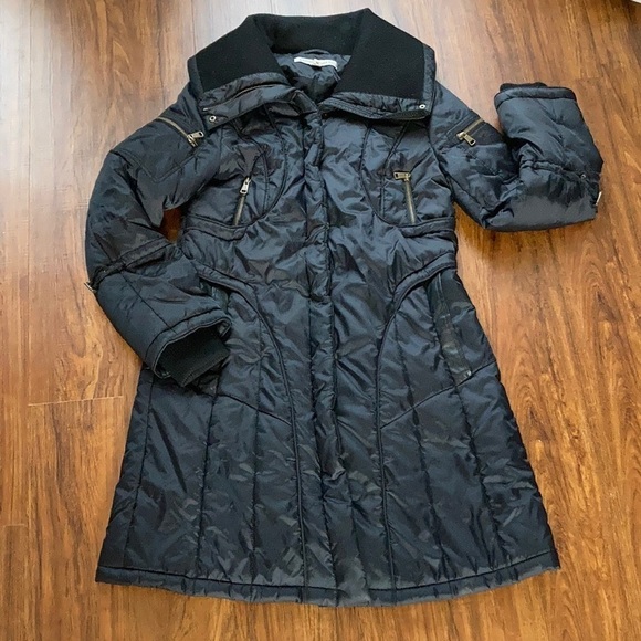 Andrew Marc longer length black coat size medium - Picture 1 of 10